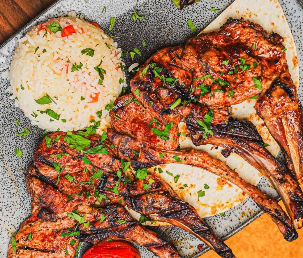andreianu's tweet photo. #Duman Aintree - boss scran.
Lamb chops, Adana kebab, beef wrap.
🇷🇴🇬🇧🇹🇷🌶️ https://t.co/xzuamhfkME