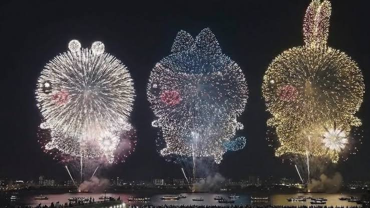 tetkan029834's tweet photo. サザエさん花火とちいかわ花火の格差を噛み締めています。 https://t.co/mb8EO24iBD