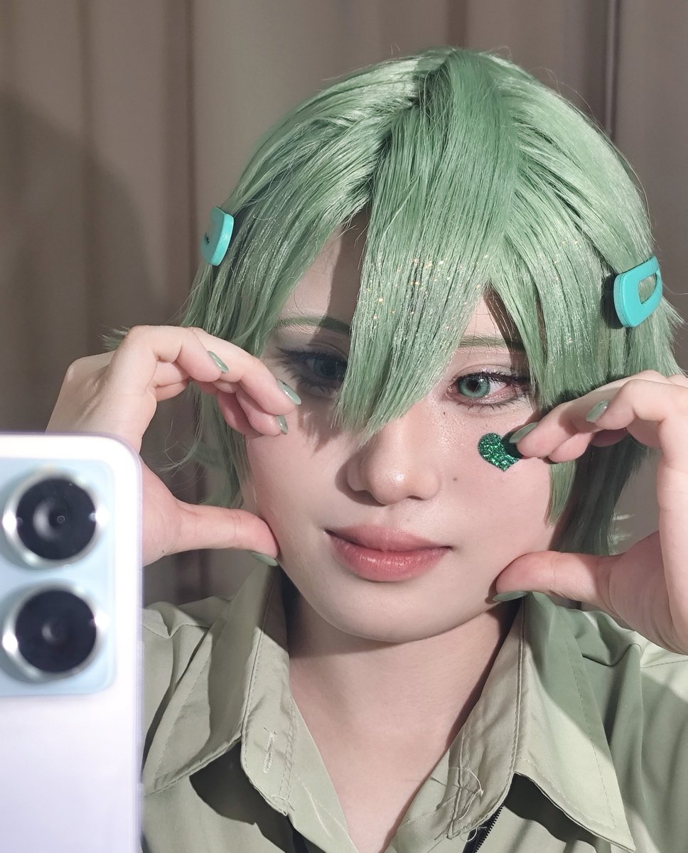 HP0percent's tweet photo. Mbti併せの練習！！

ENFPぽい？？

⚠Cosplay＆捏造 https://t.co/E1eN8UN6Ue