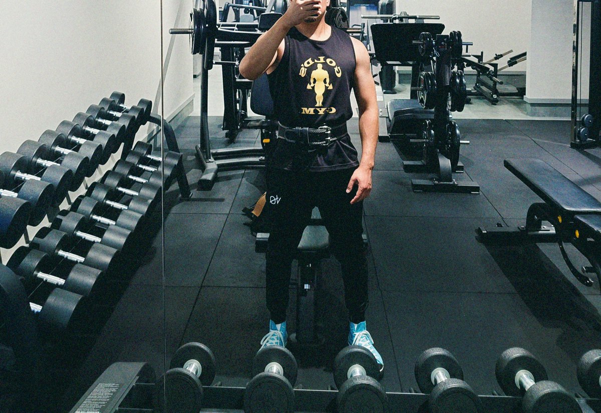 pere474801's tweet photo. 今日は胸💪

ベンチプレスMAX更新できたー👌
次130kg挑戦してみよかな🙋

#筋トレMEMO https://t.co/ghj5EjWkln