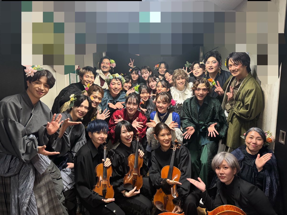 ishida_ryusei's tweet photo. Romeo and Juliet OC
全公演が無事に終了し、誰も欠けることなく幕を閉じました。
最初から最後まで脚本がある舞台で初めての役付きがこのCMSで本当に良かったです。
バルサザーと共に歩んだこの期間は財産になりました。
何から何まで素敵なこの舞台とお客様に心からの感謝と敬意を。

#ロミジュリOC https://t.co/NdhbxZt3WW