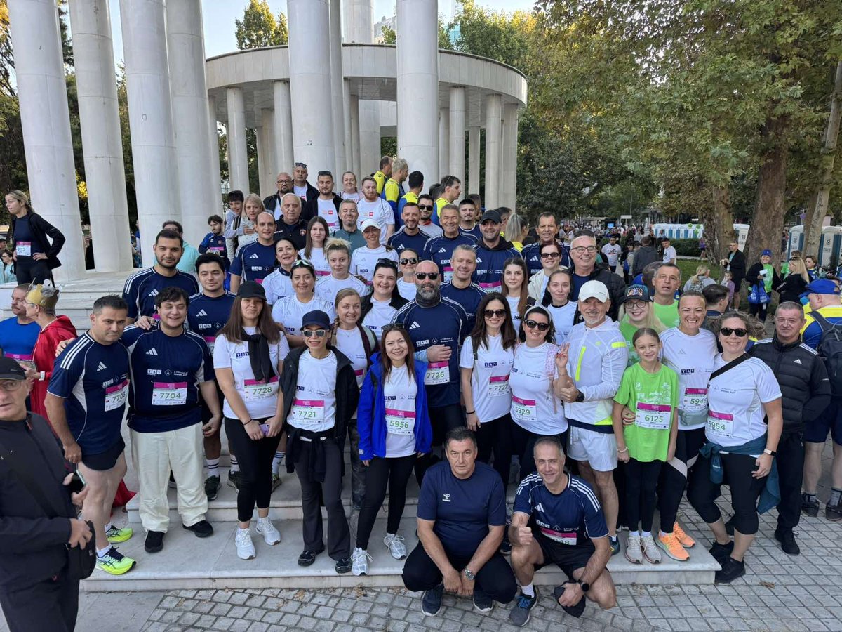 skopjeairport's tweet photo. ✈️From the runway to the raceway!🏃‍♂️🏃‍♀️👟🎽
This weekend, #TAVMacedonia team proudly joined the #WizzAirSkopjeMarathon, alongside our colleagues and guests from #TAVAirports

#skopjemarathon
#BoardingStartedRunForYourFlight #TeamSpirit #RunningWillChangeYou https://t.co/7euv4a28vy