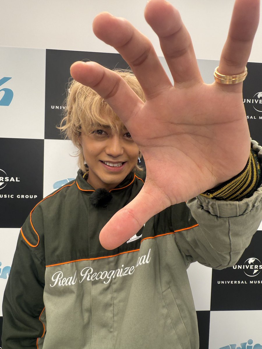 kp_official0523's tweet photo. 📣 #髙橋海人KAITOソロシングルリリース 生配信 📣

FAMILY CLUB onlineにて生配信ありがとうございました！

次は18:30頃から髙橋海人Instagramにてお会いしましょう！

📅18:30～18:50 Instagram  LIVE
https://t.co/dEmqZf2qVl https://t.co/F8RdkMOI9D