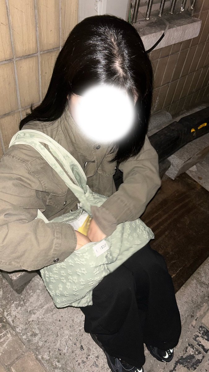 bukee66's tweet photo. 야상 요거 타오바오꺼입니다
진짜강추 따뜻하고 재질이 너무좋음
근데 2만원임 https://t.co/vmiaU3Gl3H