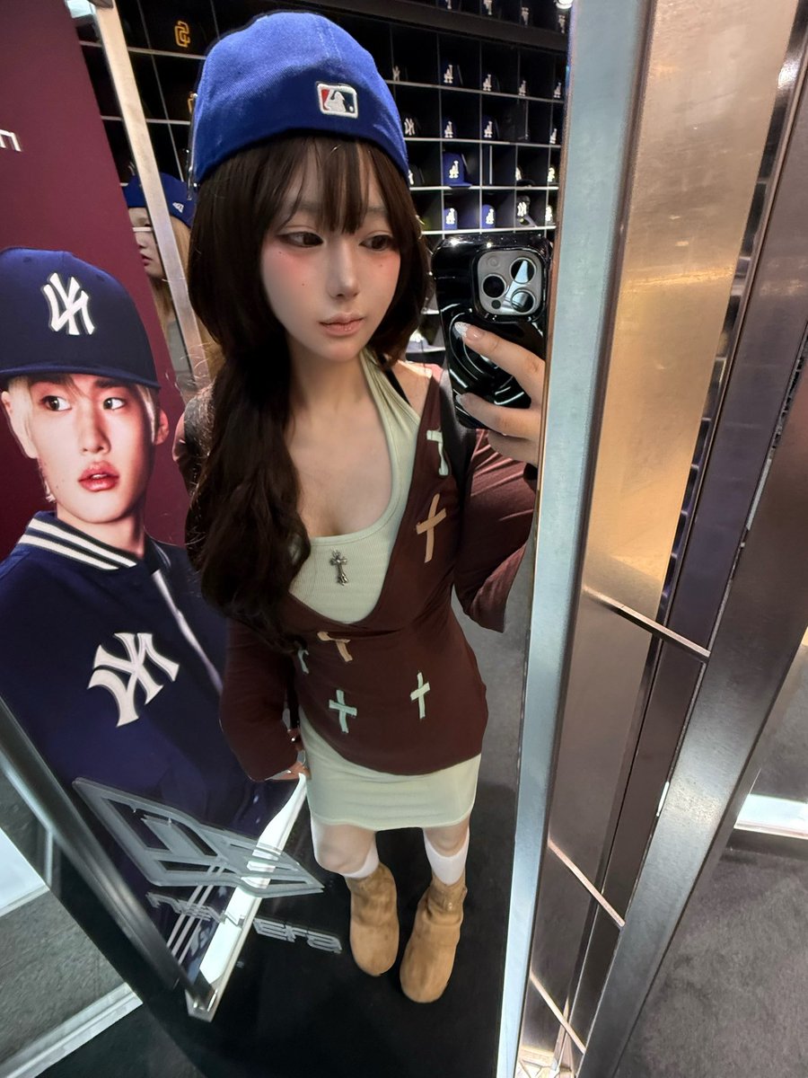 dbgmlsy's tweet photo. Move like 빠순🤟🏻👩‍❤️‍💋‍👩 https://t.co/QVPwtY8Frn