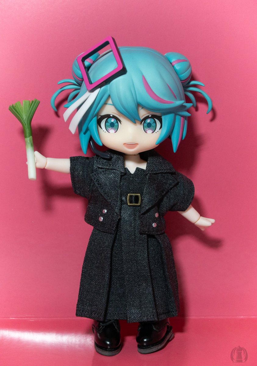 _kk_s's tweet photo. 𝗡𝗲𝘄 𝗳𝗮𝗺𝗶𝗹𝘆 🩵
𝗮𝗻𝗱
𝗡𝗲𝘄 𝗼𝘂𝘁𝗳𝗶𝘁 𝘂𝗻𝗹𝗼𝗰𝗸𝗲𝗱 🖤

前にお迎えしていたエキテンちゃんをどーる化！
きっと似合うだろうなぁと思って購入したお洋服を着せてあげたらバッチリでした👌

素敵なお洋服👕：and MOG様(@andmog_1012 ) https://t.co/q7JhXpuL6j
