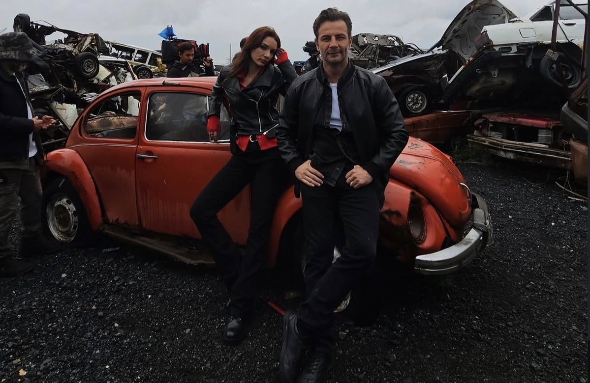sareeylee's tweet photo. Bunlar çok fena bir şey oldular ya💥
#GökberkDemirci #DamlaColbay https://t.co/JSxjkUNjuv