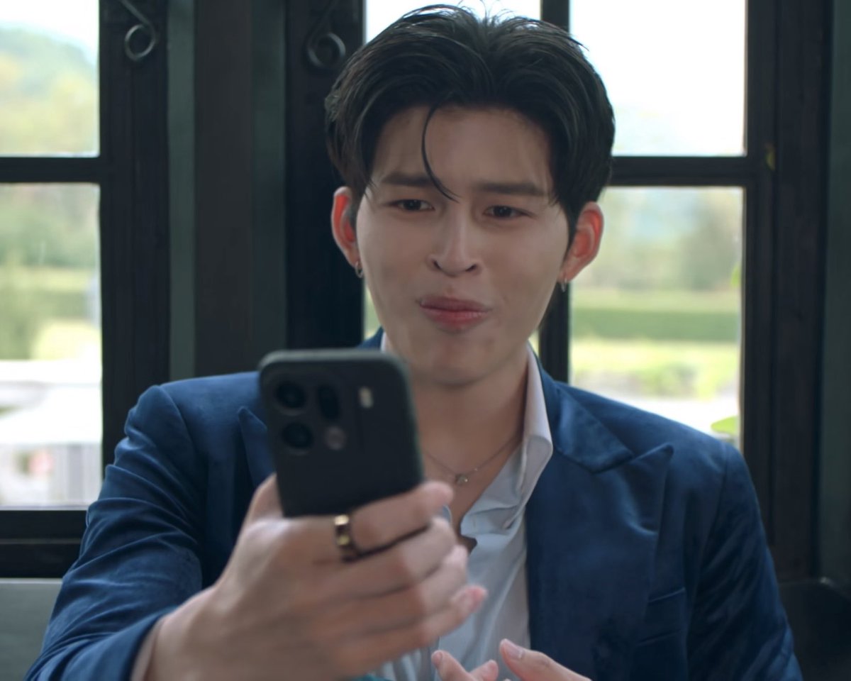 twixtpp's tweet photo. ตอนเห็นทวิตภูวิน : https://t.co/C0gZ08r6Tk