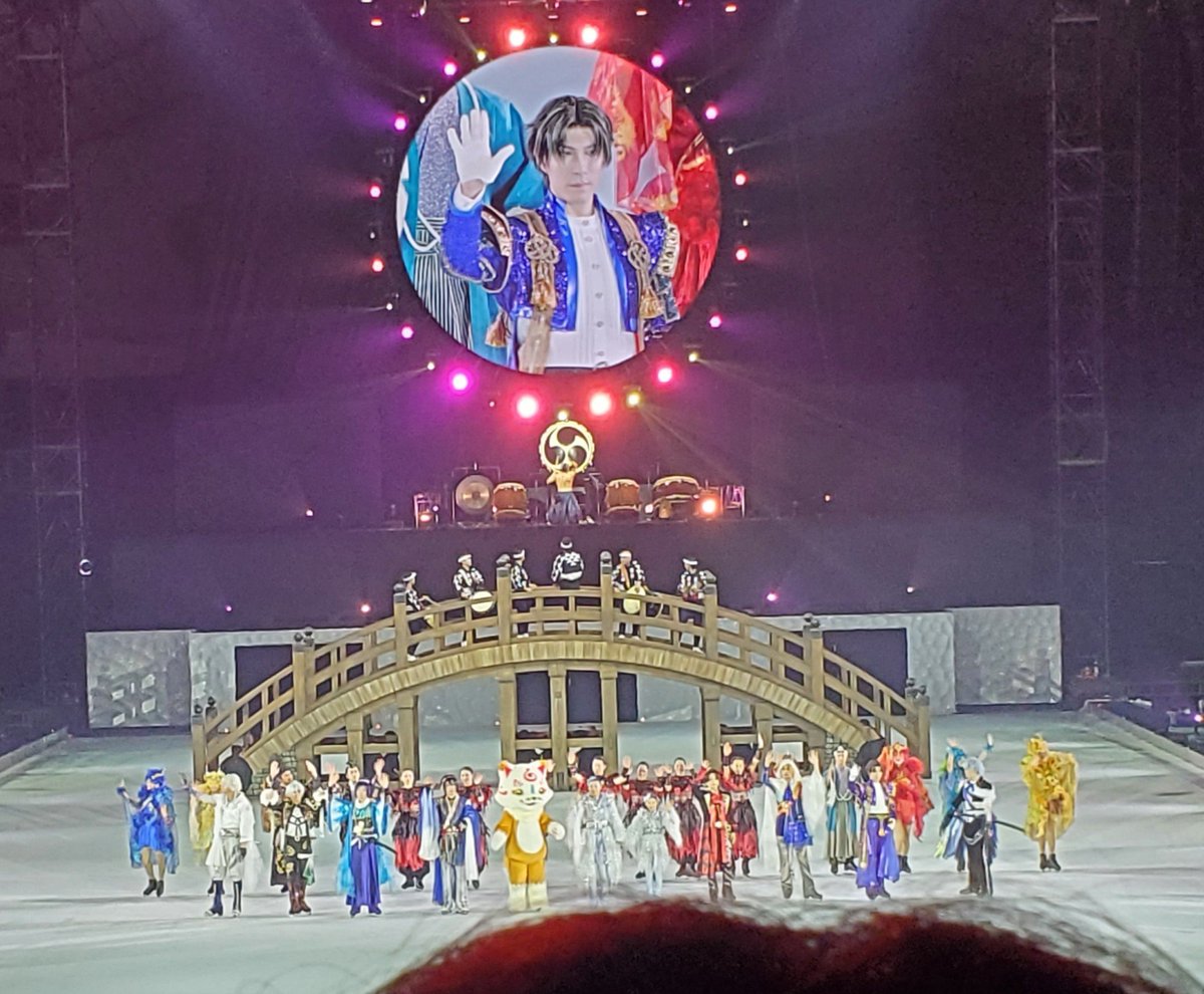 mico_nap's tweet photo. 刀ブレは昨日も言いましたが見てみたかった鶴丸国永をお出しされたので…　伊達のお兄さんやってる鶴丸も好きなのですが北条の刀やってる鶴丸も好きで…

写真取るの下手くそすぎるので皆さんのきれいな映像をいいねしていってる… https://t.co/dv9QVkJY9I