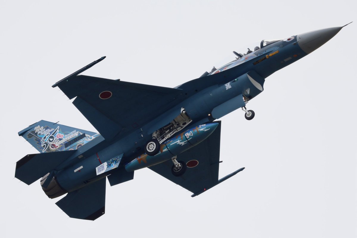 soj1203's tweet photo. 21sq機動飛行
#松島基地 
#松島基地航空祭 https://t.co/TVzkUGl4rF