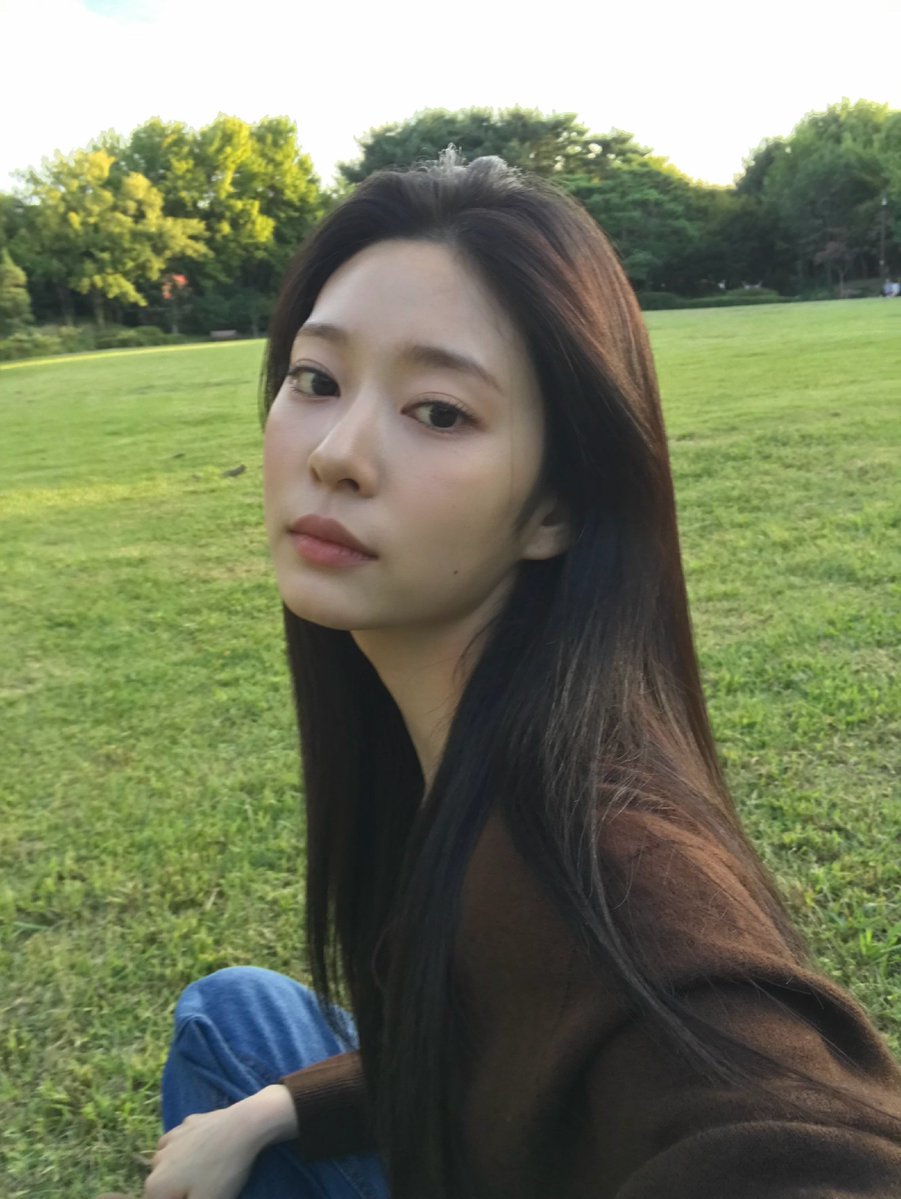 deardandebud's tweet photo. what is this face card actually https://t.co/X31gcOcnsN