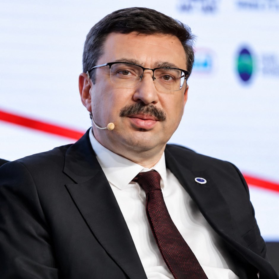 zekibahce's tweet photo. #SONDAKİKA

Fon Soruşturmasında Yeni Gelişme!

- Eski SPK Başkanı İbrahim Ömer Gönül için soruşturma izin talebi 

- Başsavcılık Hazine ve Maliye Bakanlığına başvurdu https://t.co/8iXi543tLG