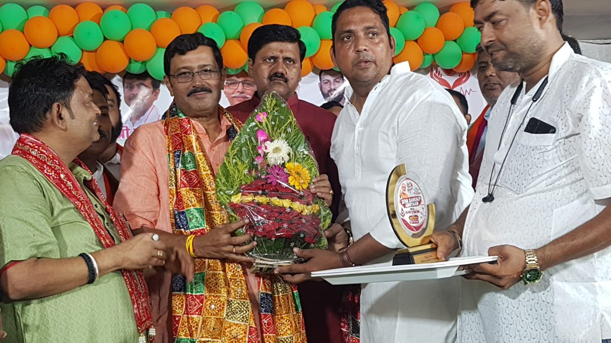 RahulSinhaBJP's tweet photo. Attended a Blood Donation Camp at Howrah's Bishal Market. https://t.co/kXjYTwYEAw
