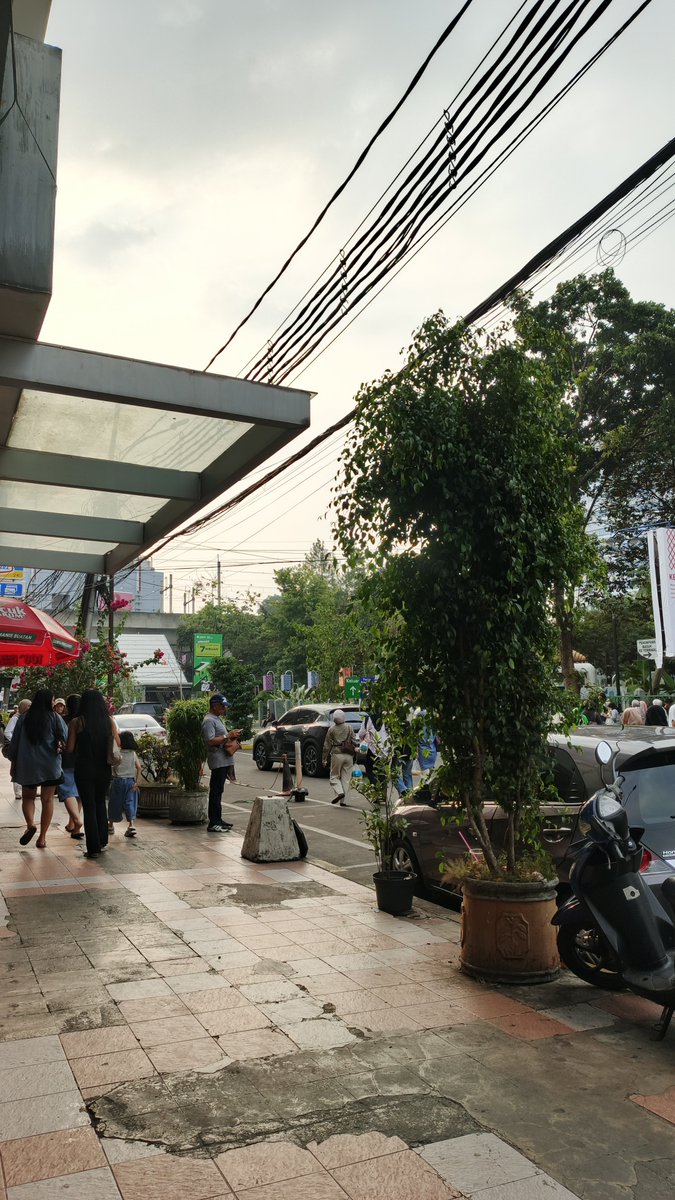 iniakunhide's tweet photo. Blok m sekitarnya? #gayjakarta https://t.co/LL0NpJ8tZD