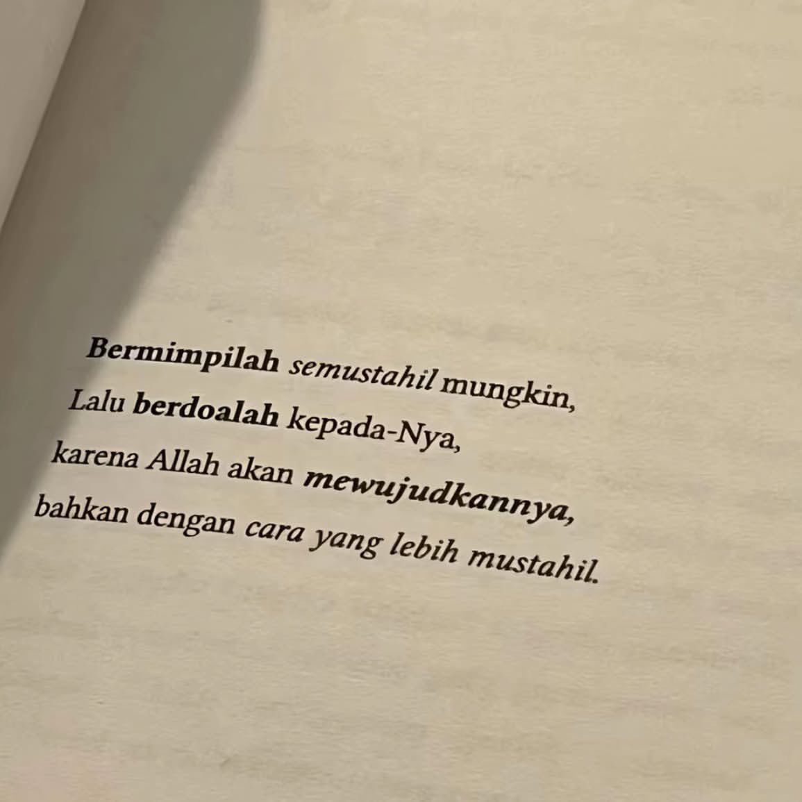 whereaiko's tweet photo. Jangan pernah berhenti bermimpi https://t.co/cx9NOJMAB2
