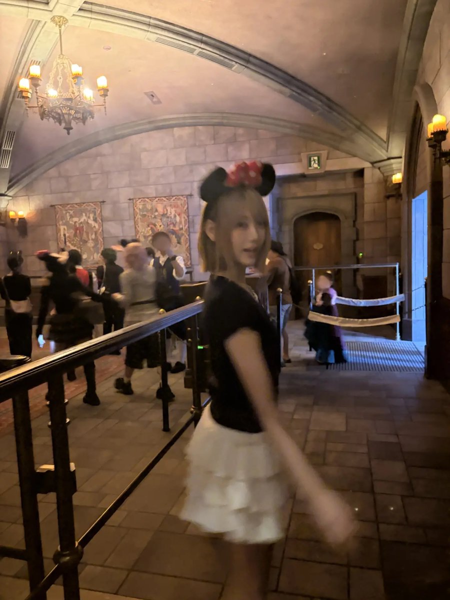 osadnd's tweet photo. 261004 오드유스 인스타그램 게시물

𝓓𝓲𝓼𝓷𝓮𝔂𝓵𝓪𝓷𝓭✨️
#ODDYOUTH #오드유스 #MAIKA #마이카 #cantgoback https://t.co/7cX8HINm1n