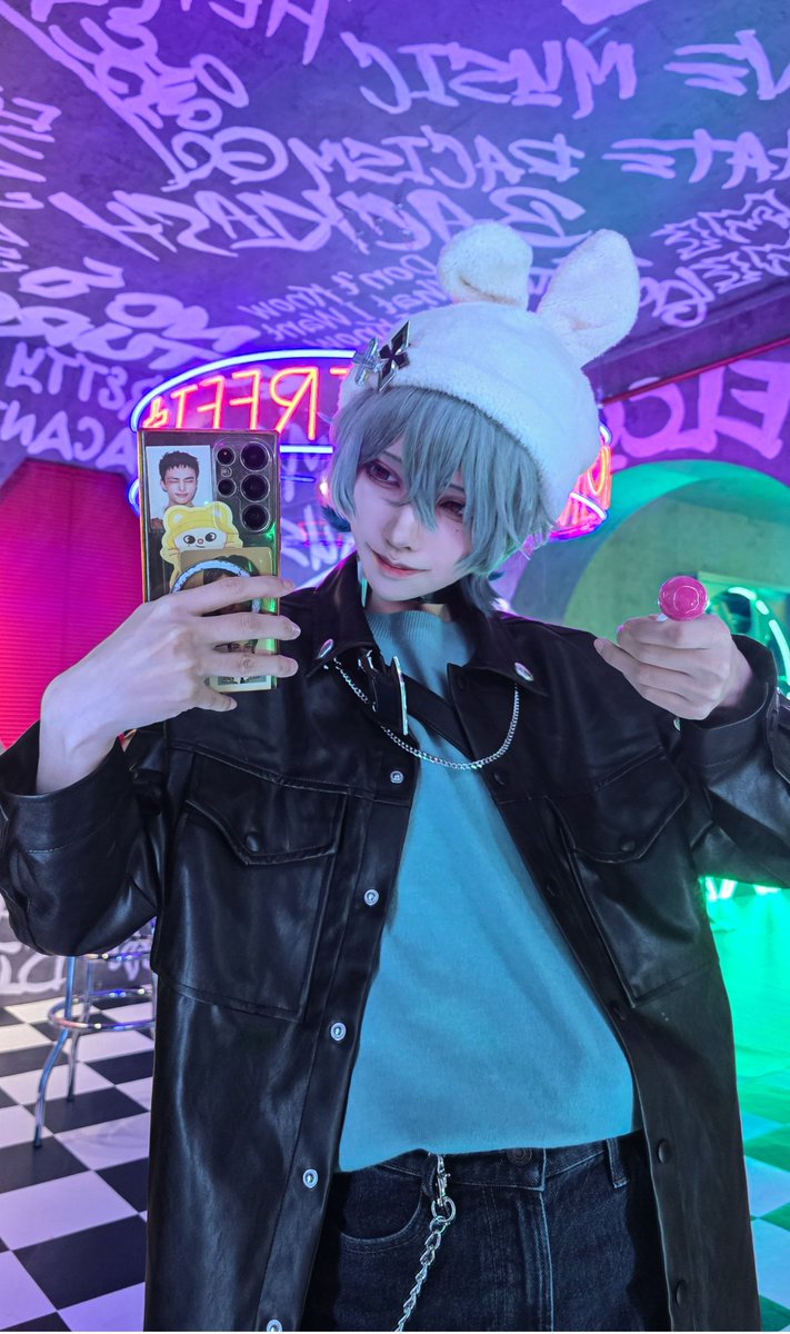 kaiseop_1174's tweet photo. ローエンくん 冬の装い https://t.co/MprCqzy63y