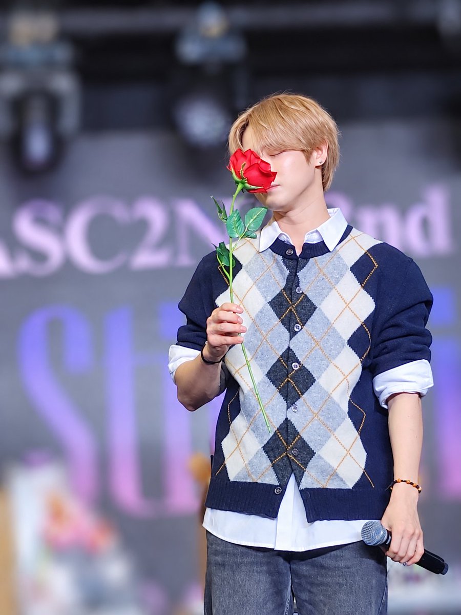 dorimi1122's tweet photo. 🌹

ASC2NT 2nd Mini Album “Still with you”
Release Event in JAPAN
#ASC2NT #어센트 #KARAM #가람
#StillWithYou #ibighall https://t.co/p73xVe7Vmm