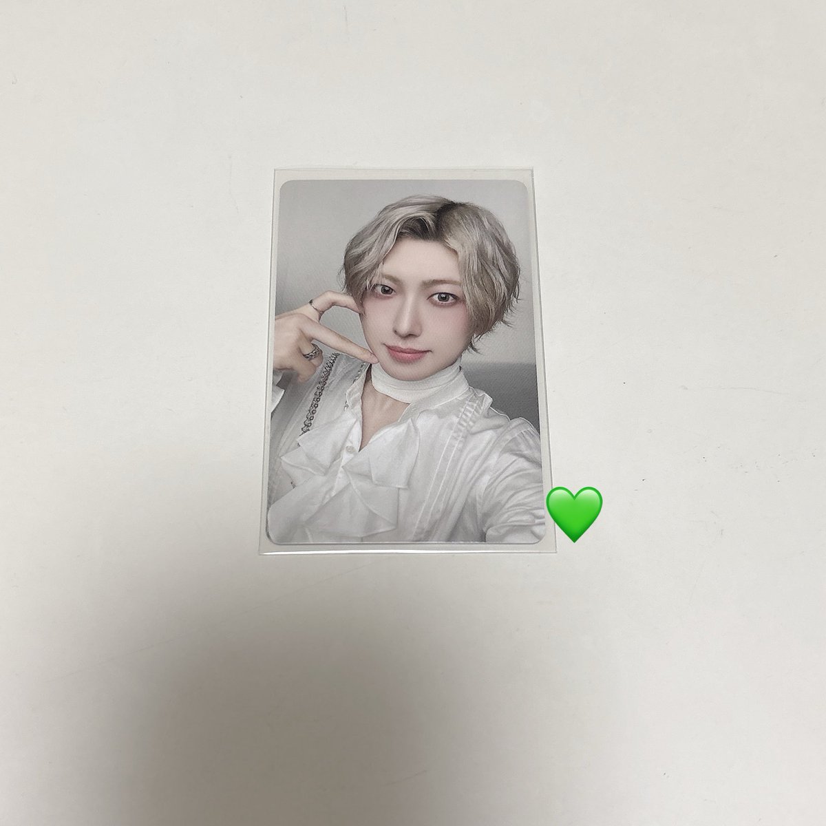 f_gaooo's tweet photo. ꒰ 交換 ꒱ &amp;TEAM Mark on You トレカ 8000円購入特典

求 : NICHOLAS＞EJ(印💖付き)
譲 : K、FUMA、YUMA、JO、HARUA、TAKI、MAKI

※💙、💚は同じ絵柄との交換のみ

· 郵送交換 or 10/14 ポプア 又は10/15 現地手渡し交換
· 🍓優先で探しているため🍊の場合お返事にお時間頂きます https://t.co/fEsE83bTdP