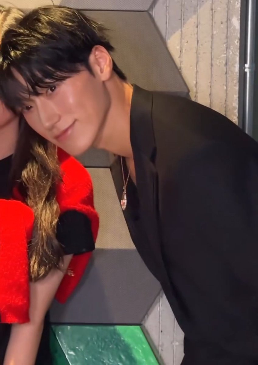 ATEEZUD's tweet photo. [THREAD] SAN at Bang&amp;Olufsen's First Lounge in Korea

 Media Related Updates Direct Links List

• Interact to all the contents compiled in the list
— LIKE / COMMENT / SHARE / SAVE

#ATEEZ #에이티즈 #CHOISAN @ATEEZofficial https://t.co/pqVmMeXhvs