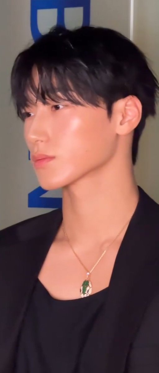 ATEEZUD's tweet photo. [THREAD] SAN at Bang&amp;Olufsen's First Lounge in Korea

 Media Related Updates Direct Links List

• Interact to all the contents compiled in the list
— LIKE / COMMENT / SHARE / SAVE

#ATEEZ #에이티즈 #CHOISAN @ATEEZofficial https://t.co/pqVmMeXhvs