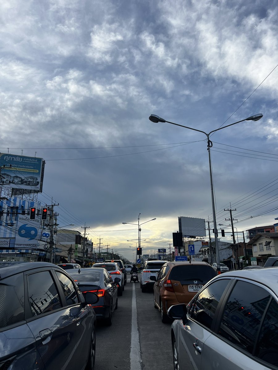 Mypyvv's tweet photo. ไปไหนดี? #พิษณุโลก #พิดโลก #มอนอ https://t.co/AwDsO28A8h