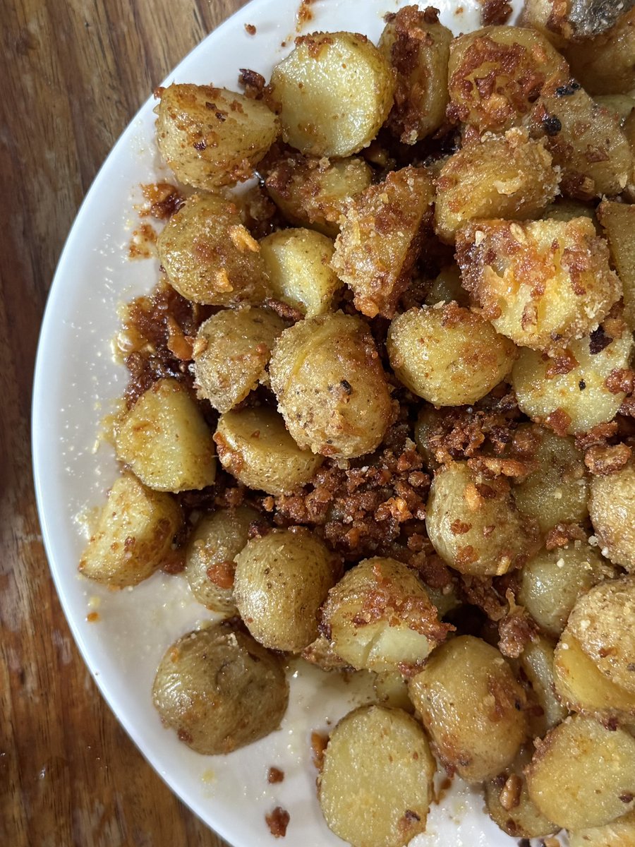keonrot's tweet photo. sinong adik sa patatas? ako https://t.co/1oMd2bH4l2