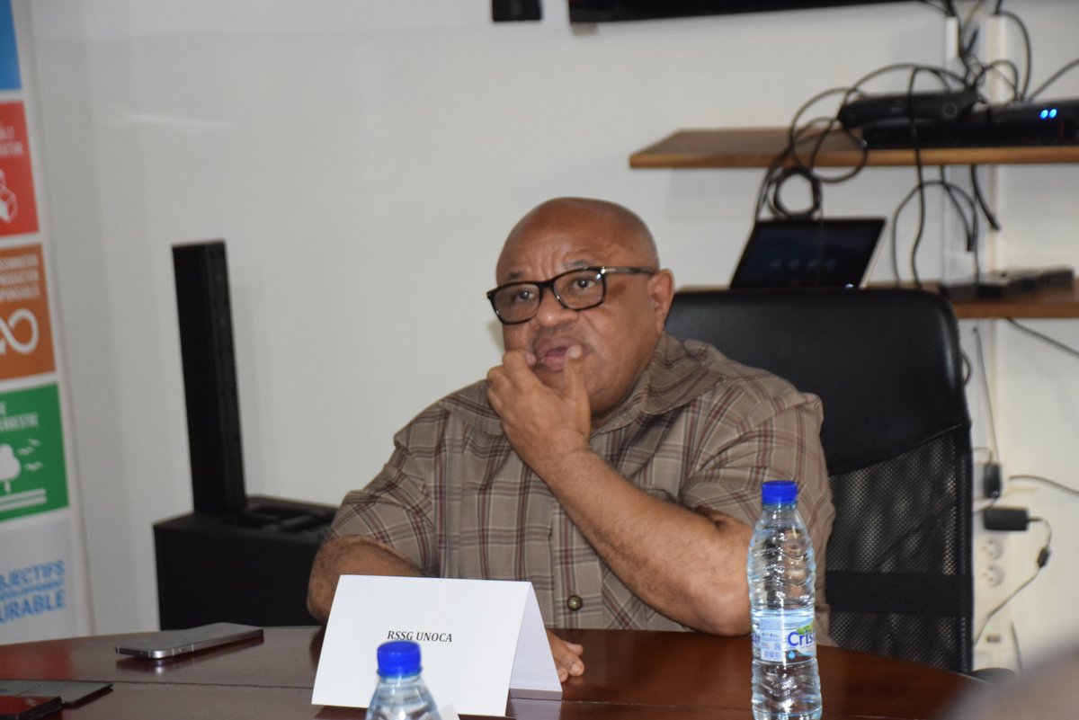 UN_UNOCA's tweet photo. Suite des échanges diplomatiques du Représentant spécial pour l’Afrique centrale, Mohamed El-Amine Souef, avec le Groupe des ambassadeurs africains en République du #Congo. La rencontre a permis des échanges francs et constructifs autour d’un objectif commun : renforcer la paix, la sécurité et le développement durable en Afrique centrale et sur le continent