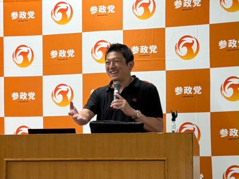 jinkamiya's tweet photo. 午後は熊本市内に移動し、
囲みの取材を受けた後、
いつも以上に時間をかけた
候補者説明会でした。

熊本は福岡に次いで
重点区なので面談もやってきました。
是非挑戦してもらいたいです。

今から東京に戻って
国会質問をつくります。
明日から国会開会。 https://t.co/vV4nltx9sW