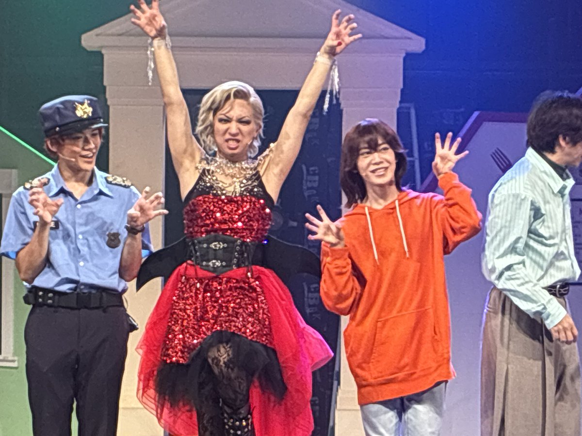 angelxblanket's tweet photo. ENVii GABRIELLA LIVE 2026「TRIGENESICA」Blu-ray観ている👠
めちゃめちゃカッコイイLiveでした✨
このLiveがママローリ「ペパロニヴァンパイア」に繋がったと思うと、本当にすごい👠 改めて「Takassyさん」を見つけてくれてありがとうございます😊
また舞台に立つ姿が見られるますように💖 https://t.co/Ya7b4RkJTR