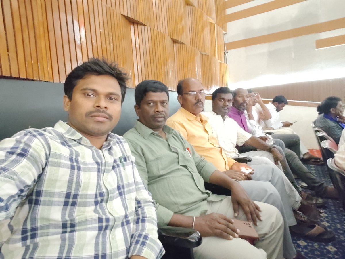 venkatbta's tweet photo. 🤝📝రోస్టర్ సవరణ సాధనకై మాల విద్యార్థి, నిరుద్యోగ, ఉద్యోగుల - సభ
మేధావుల, ఉద్యోగస్తుల, ప్రజా సంఘాల కలయికతో!✊ https://t.co/ggAY17LsFy