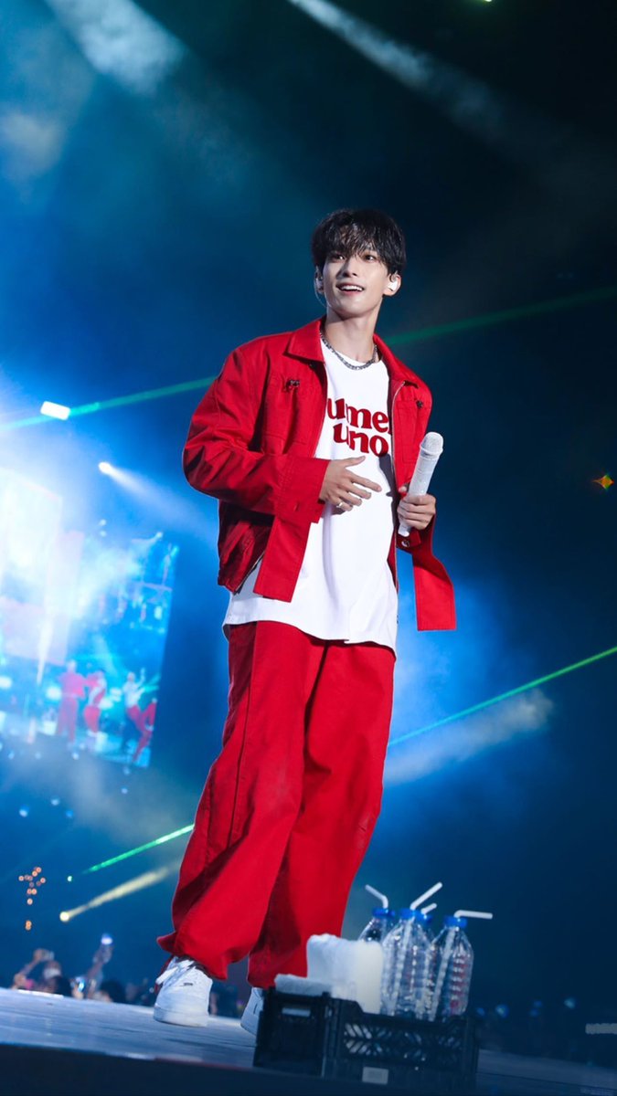 Rockstar__DK's tweet photo. 2026.10.03

D-521 https://t.co/tY7QBRGoli