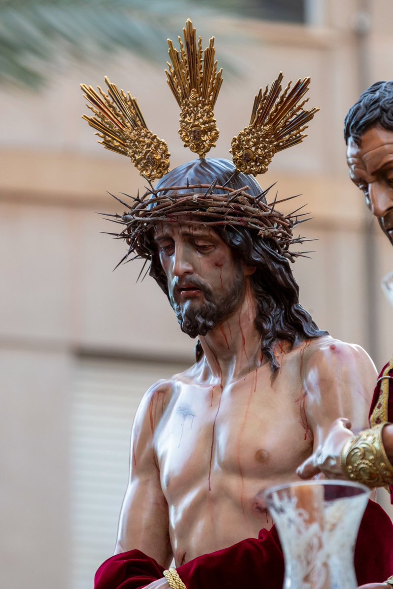 eccehomoaspe's tweet photo. Gracias, Señor; por estar aquí siempre, dando sentido, esperando, acogiendo, abrazando, sosteniendo, confortando, consolando, compartiendo, exigiendo, perdonando.

📸 Pedro De la Torre. https://t.co/0aPnk7Osj9