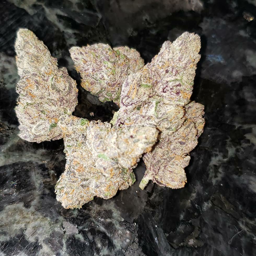 Londonderrybuds's tweet photo. Clean buds ready for smoke good quality https://t.co/lthKuRE1C8