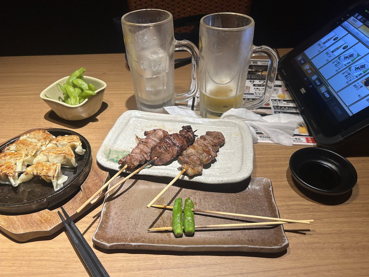 TeradaMihoko's tweet photo. 3時間、トイレを我慢してオデュッセイアを観たご褒美笑 https://t.co/iysV1VMvU5