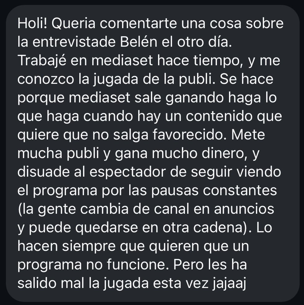 elojoquetodolv's tweet photo. Me dicen por el pinganillo que PRESUNTAMENTE lo de los anuncios es una jugarreta típica de Mediaset para que el programa no funcionase. Le salió el tiro por la culata a Ana Rosa, porque querían hacer quedar mal a @BelenEstebanM pero los que quedaron mal fueron ellos como programa y los “profesionales” que trabajaban ahí. Y acabo con que me parece fuerte que sigan erre que erre queriendo m4t4r a los personajes de Sálvame. Superad ya que no les llegáis ni a la suela del zapato del entretenimiento, pesaos. #DeViernes