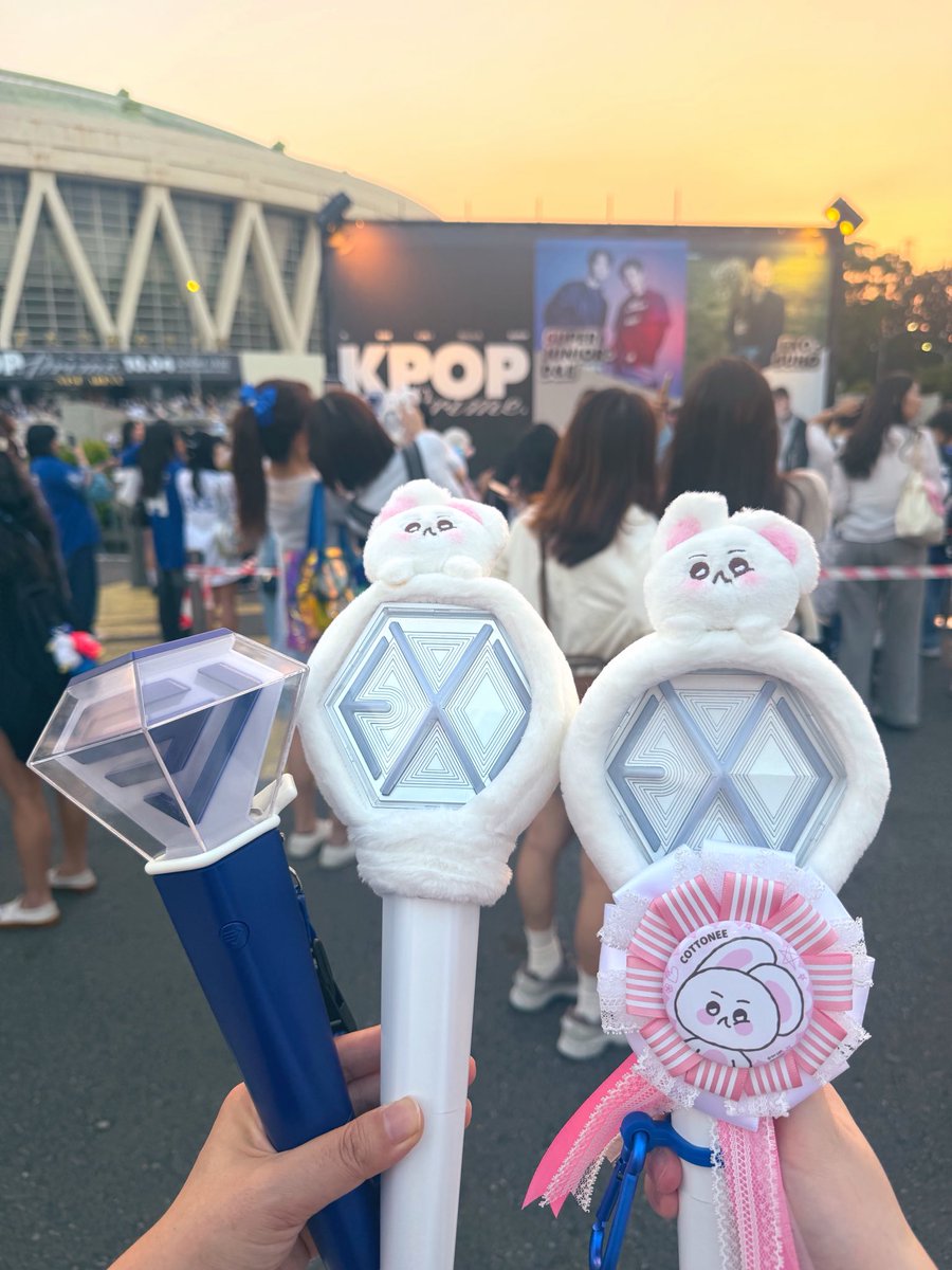 NEWS_xo's tweet photo. めっちゃ楽しみ🐰🐰❤️❤️❤️❤️
#KPOPPRIME
#SUHO https://t.co/NlOkMYmRZd