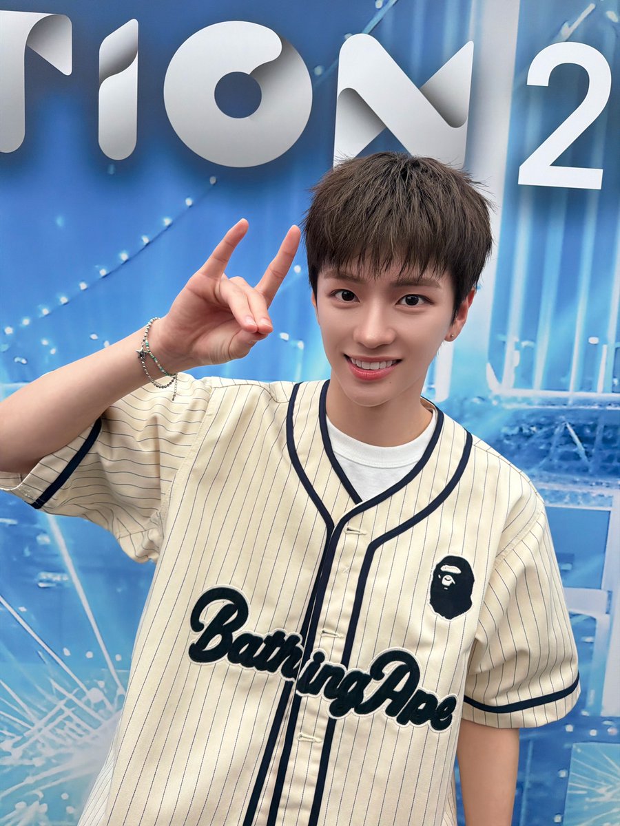 Official_VIBY's tweet photo. 「a-nation 2026」Day2 🩵✈️
爽やか副リーダー🦊18歳のRENKIです🩵

@anation_navi 
#VIBY #バイビー
#RENKI
#anation2026
#anation #a_nation https://t.co/JZ53J1xugH