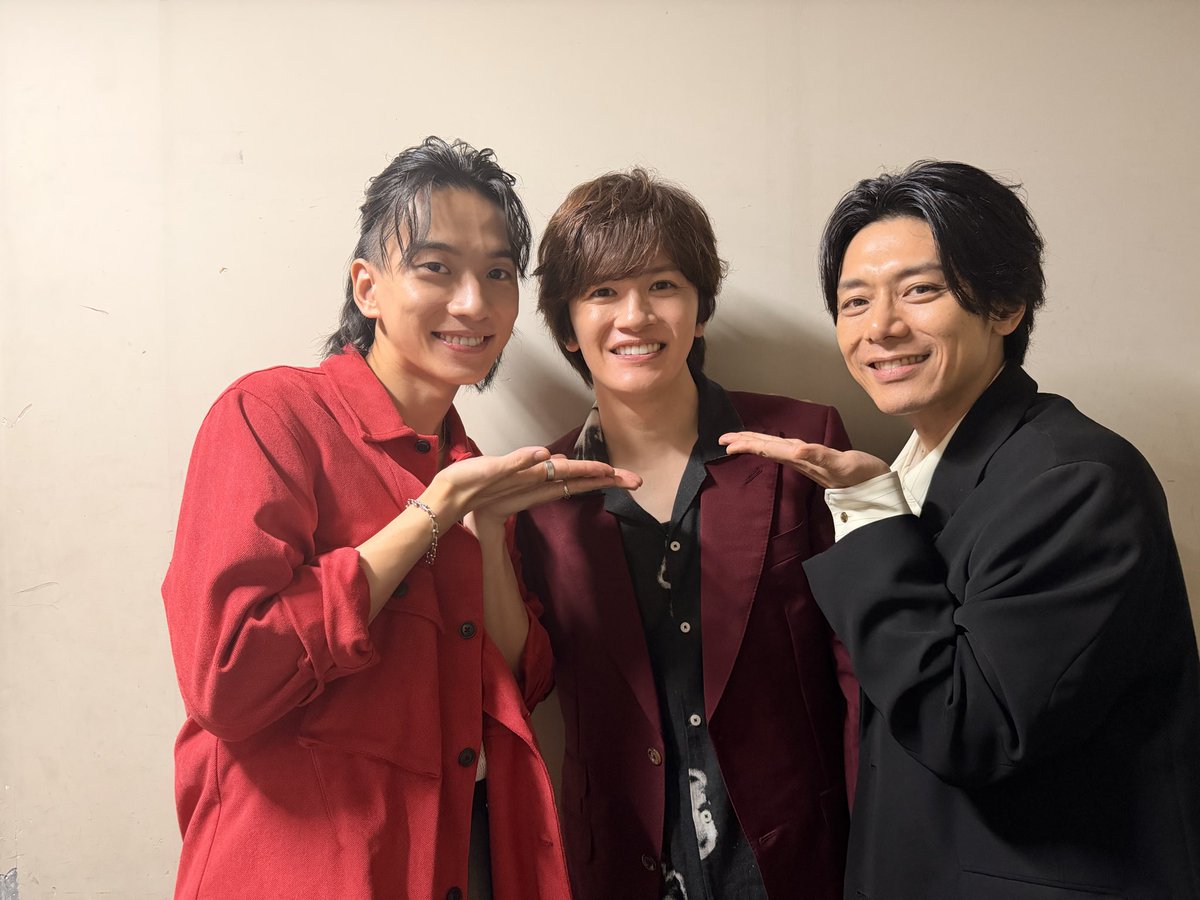 sionyoshitaka's tweet photo. 『小西成弥 Birthday Event 2026』に
ゲストとしてお邪魔させて頂きましたー！

莇の事だったり、お芝居の事だったり。
色んなお話ができてとても幸せでした。💄

貴重な機会をありがとうございました！

いつかまたご一緒できますように。 https://t.co/dixBaAhta1