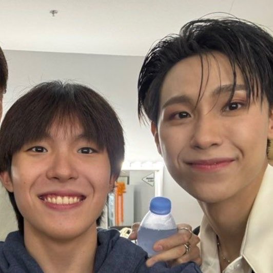 mumumerrie's tweet photo. เดรสจริง 5555555555555555555555555 https://t.co/1Jlh8o8mBG
