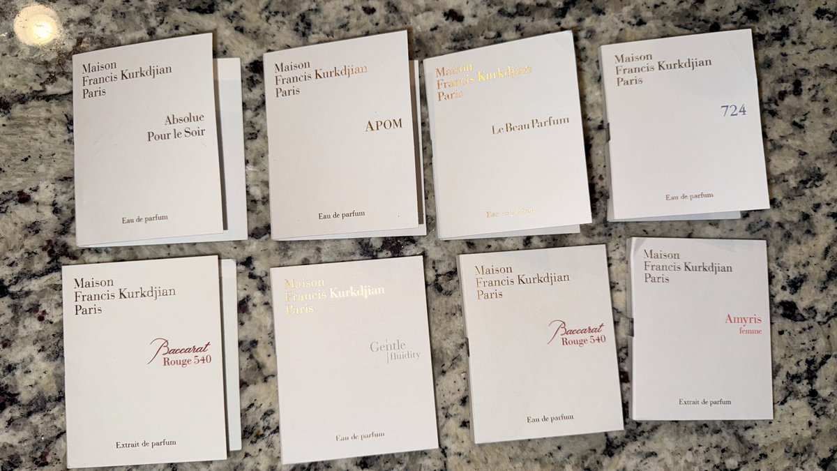 My_Bebeps's tweet photo. I’m too poor to afford the big bottles. What’s your favorite perfume? #MFK #MaisonFrancisKurkdjian https://t.co/PfEbIpuPiX