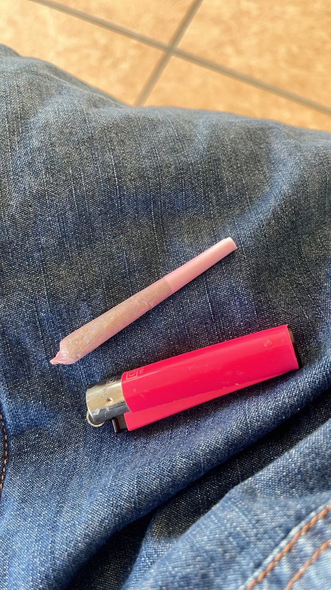 MJRY1999's tweet photo. เมื่อไหร่จะเลิกงานนะ อยากเติมแย้ว 😂💨☘️ #Weed #OG #สายเขียว #ฝั่งธน #กรุงเทพ #นัดเย็ดกรุงเทพ #นัดเย็ดฝั่งธน #ทุ่งครุประชาอุทิศ #พระประแดง #พระราม2 #สุขสวัสดิ์ #พระสมุทรเจดีย์ #ดาวคะนอง #เทียนทะเล https://t.co/DVgqt9E0Cg