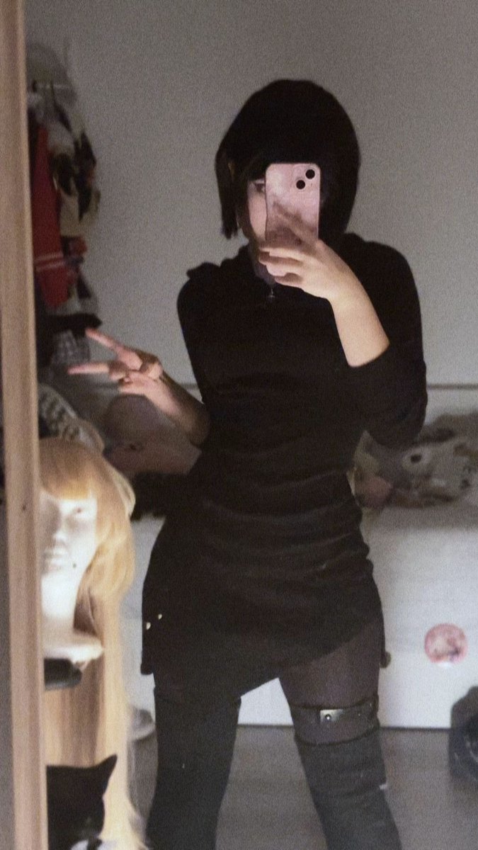 cherryccos's tweet photo. a sneak peak 🙏🏻 #adawong #ResidentEvilㅤ #cosplay #adawongcosplay https://t.co/5zlv4NwdKk