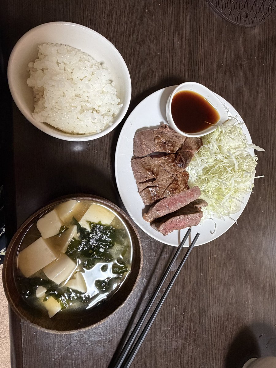 VRC_cara's tweet photo. ごはん https://t.co/WbZJOnCHfG