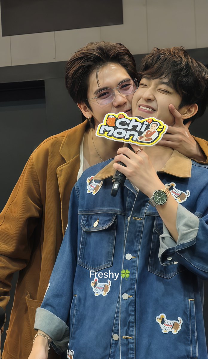 Fresh651729's tweet photo. นุ่มไหมพี่ซิง🫵🏻🫣

1ST FANIVAL OF SINGCHIMON
#GMMTVFANIVAL2026HappyFamilyxSC #Singchimon @ssingss @Chimonac https://t.co/qw9ccBF8ew
