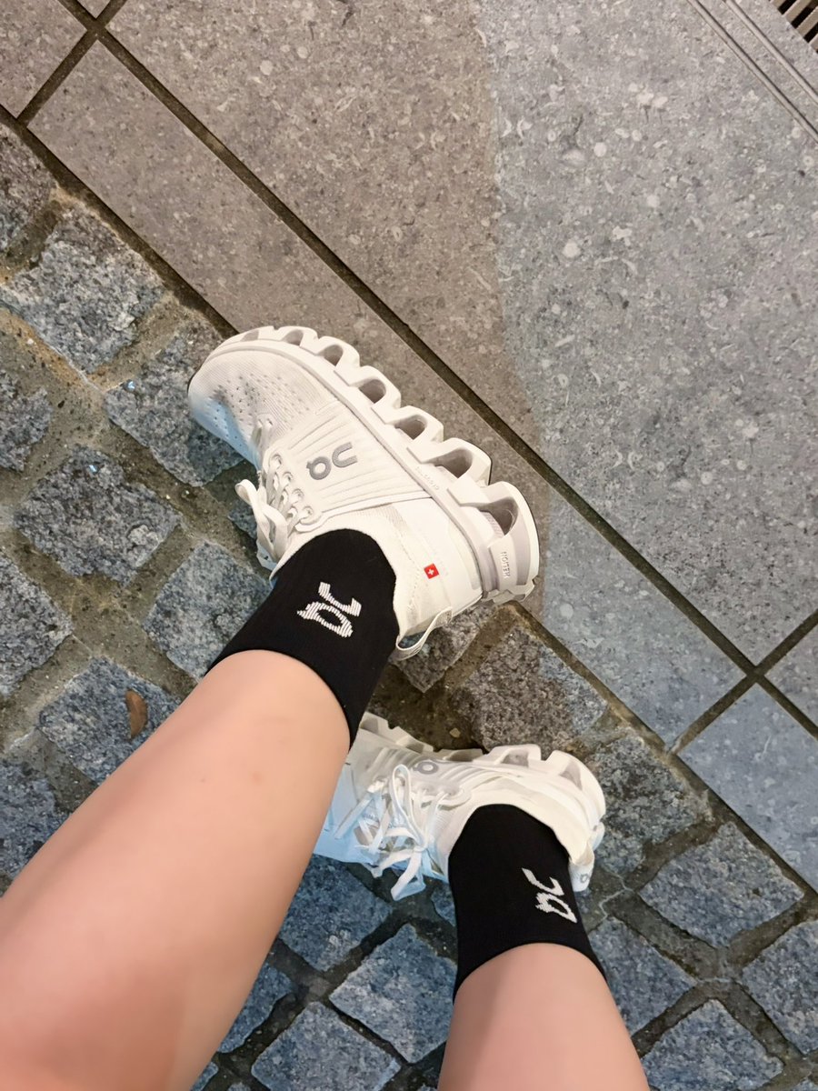 kusobiyoakaka's tweet photo. Twitterばっか見てるボケ女です。alo買います。 https://t.co/PqNEqHlOCM