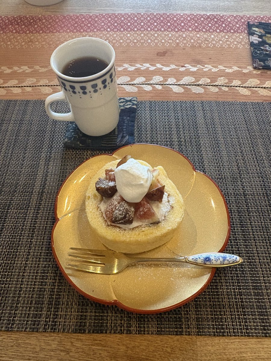Lino793's tweet photo. 暴飲暴食 https://t.co/4ZlLvY24Wg