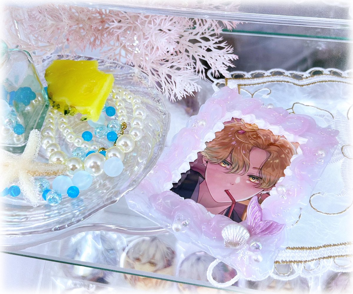 utautapink1046's tweet photo. 絶対にキセキに似合うと思ってお迎えしておいたデコケース、やっぱり最高に似合う🫧
ほんまにこの絵柄がすきなんです、、、めっちゃかわいい幸せ😭🫶

デコケースはナーノ様のです☺️🫧
@nano_pm1900 https://t.co/KSKiHvEQof