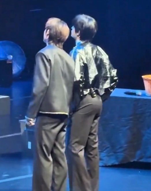 jayseunguwu's tweet photo. respectfully, what the hell?????? https://t.co/dOrKKcieoc