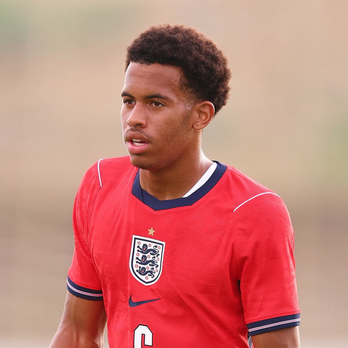 LouisPagex's tweet photo. Another 90 minutes in the 🔋💪🏽

Proud to help @England 🏴󠁧󠁢󠁥󠁮󠁧󠁿 U19s secure a 2-1 win over USA ���🇸 and maintain our 100% record this international break! 🏴󠁧󠁢󠁥󠁮󠁧󠁿 💙 🦁

Another good performance, another win. We keep pushing! 🔥#LCFC https://t.co/fLwlvK0tJQ